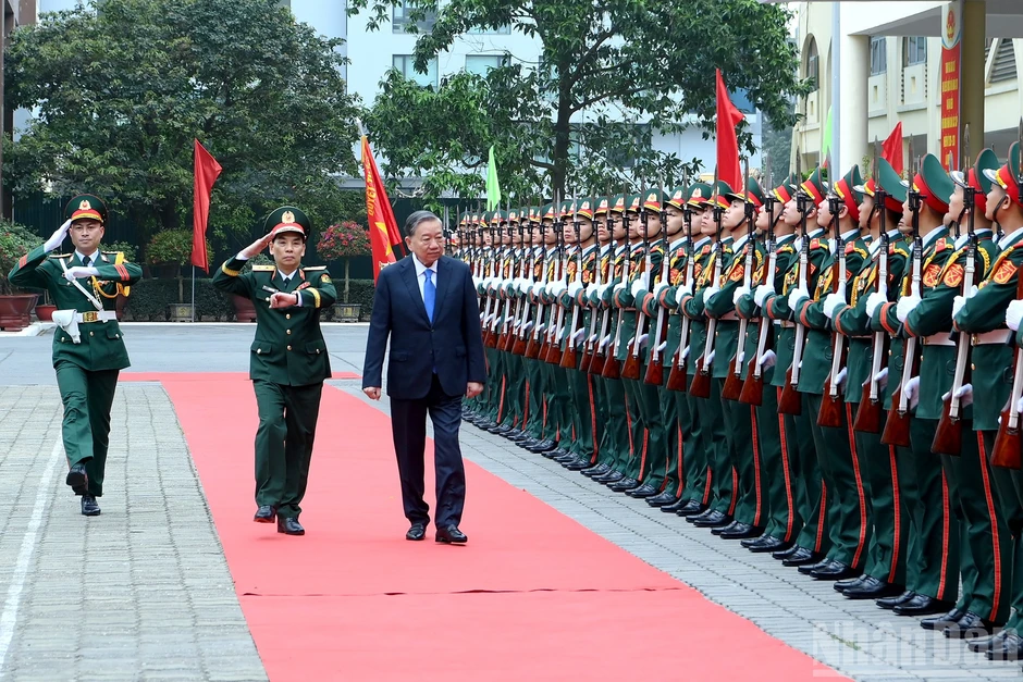 [Ảnh] Tổng Bí thư Tô Lâm thăm, làm việc với Học viện Kỹ thuật Quân sự