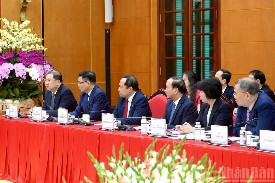 [Ảnh] Tổng Bí thư Tô Lâm tiếp lãnh đạo một số tập đoàn quốc tế