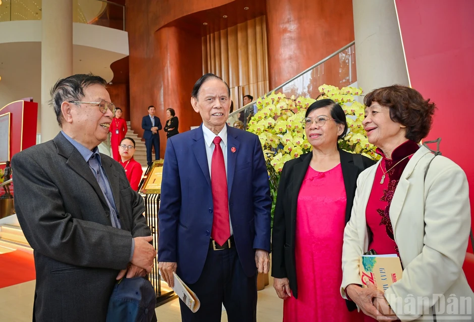 [Ảnh] Tưng bừng Ngày hội của các thế hệ Báo Nhân Dân
