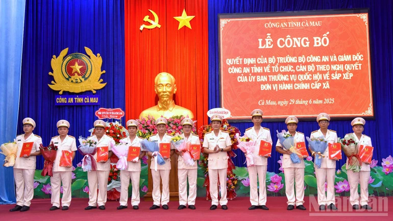 “Bộ não” tinh anh thầm lặng giữ nhịp bình yên vùng Đất Mũi-Cà Mau
