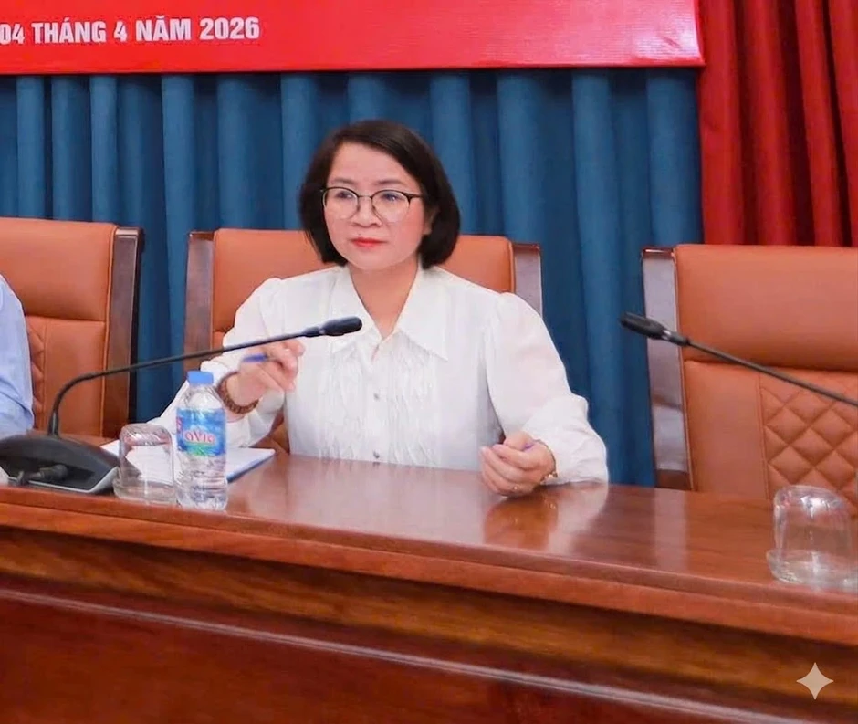 “Bốn kiên định” là “mỏ neo” vững chắc giúp con thuyền cách mạng không chệch hướng “Bốn kiên định” là “mỏ neo” vững chắc giúp con thuyền cách mạng không chệch hướng