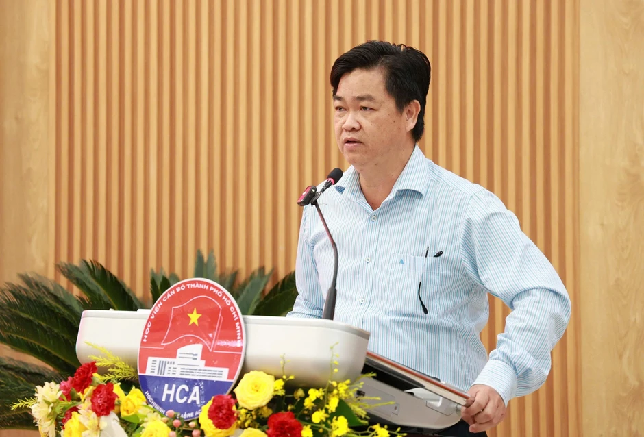 “Chậm một chút là thông tin trái chiều đi nhanh hơn” “Chậm một chút là thông tin trái chiều đi nhanh hơn”