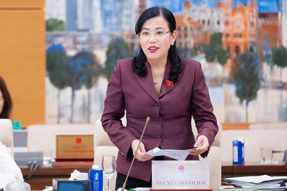 “Chưa bao giờ có sự cố lớn như thế này về vấn đề thiếu sách giáo khoa” “Chưa bao giờ có sự cố lớn như thế này về vấn đề thiếu sách giáo khoa”