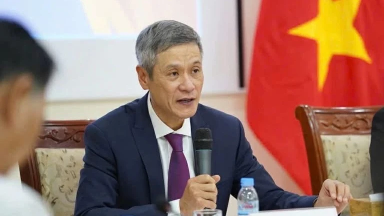 “Cơ quan đại diện Việt Nam ở nước ngoài phải trở thành trạm radar chiến lược” “Cơ quan đại diện Việt Nam ở nước ngoài phải trở thành trạm radar chiến lược”