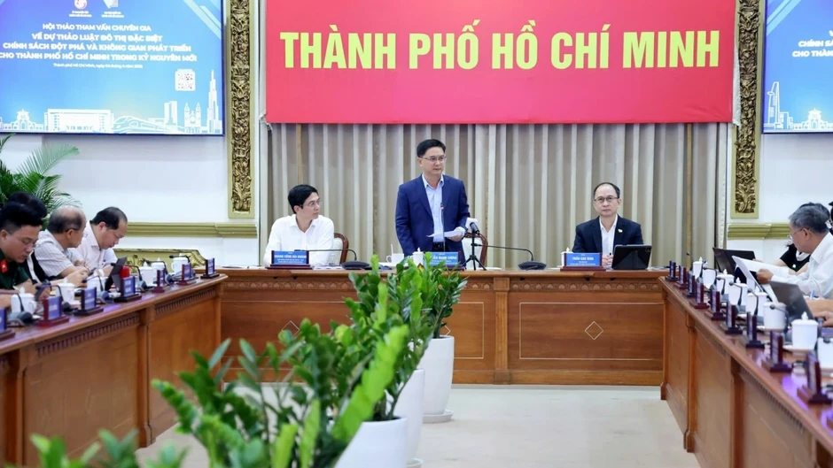 “Cởi trói” thể chế bằng Luật Đô thị đặc biệt để TP.HCM vững vai trò đầu tàu “Cởi trói” thể chế bằng Luật Đô thị đặc biệt để TP.HCM vững vai trò đầu tàu