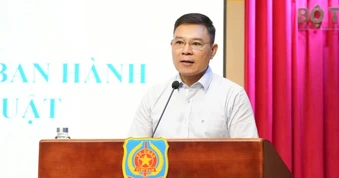 “Hệ thống văn bản quy phạm pháp luật còn cồng kềnh, nhiều tầng nấc”