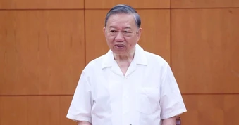 “Không để xã hội giàu lên về vật chất nhưng nghèo đi về văn hóa, đạo đức”