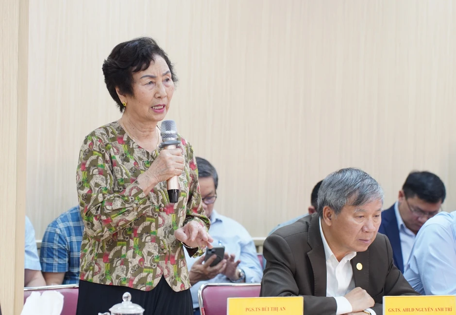 “Không giường nào đắt bằng giường bệnh” và yêu cầu phát triển kinh tế bạc “Không giường nào đắt bằng giường bệnh” và yêu cầu phát triển kinh tế bạc