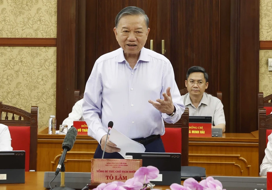 “Nông dân phải thành nông dân số, công nhân phải làm chủ công nghệ”