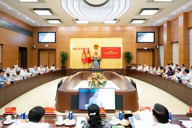 "Ai làm tốt thì trọng dụng và giao việc lớn, không đáp ứng thì thay thế" "Ai làm tốt thì trọng dụng và giao việc lớn, không đáp ứng thì thay thế"