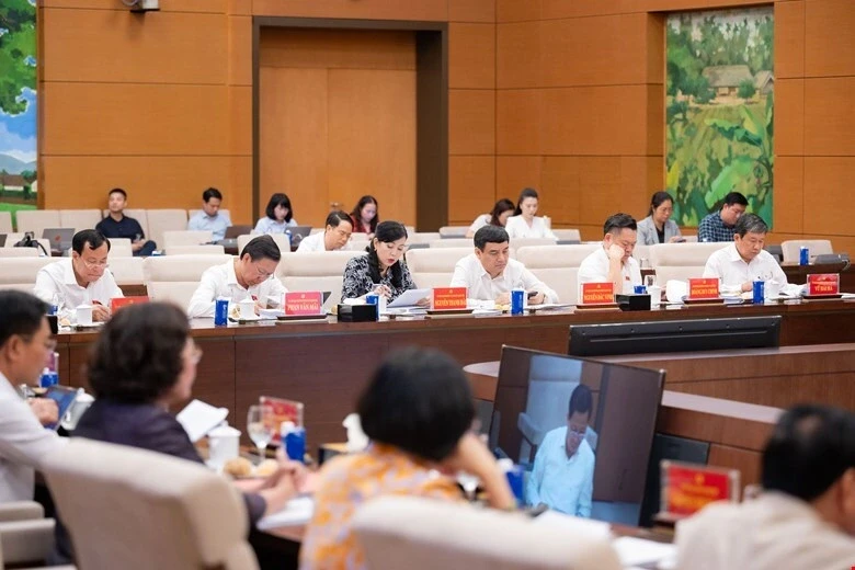 "Ai làm tốt thì trọng dụng và giao việc lớn, không đáp ứng thì thay thế" "Ai làm tốt thì trọng dụng và giao việc lớn, không đáp ứng thì thay thế"