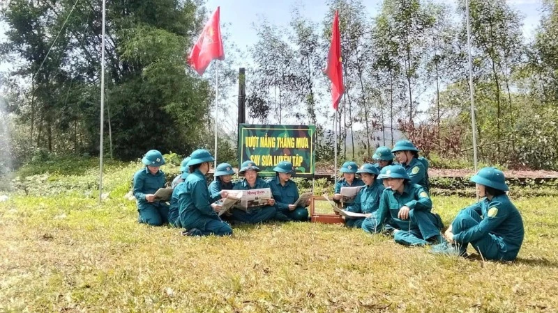 "Ba sâu sát" trong huấn luyện dân quân tự vệ ở Thái Nguyên