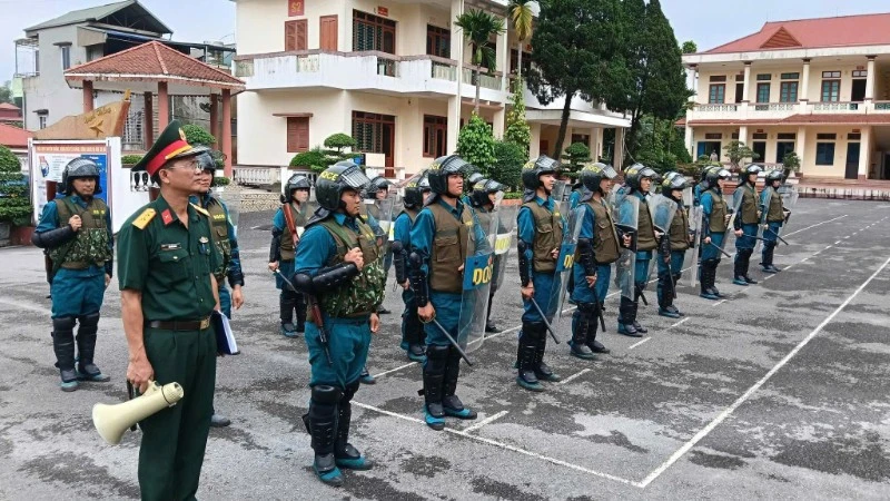 "Ba sâu sát" trong huấn luyện dân quân tự vệ ở Thái Nguyên