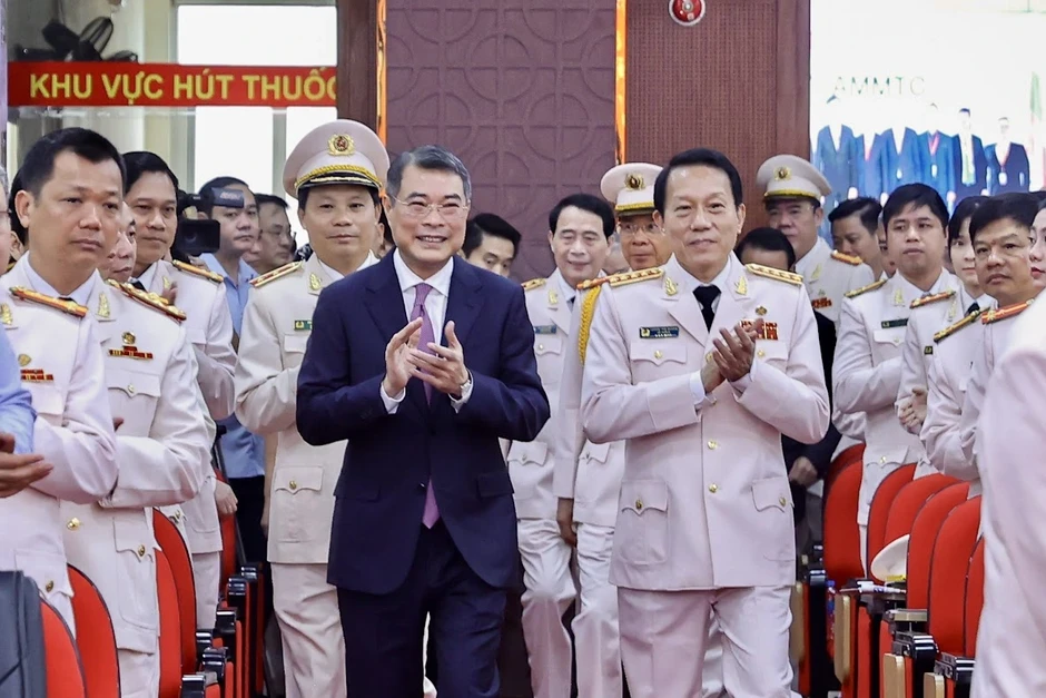 "Cảnh sát hình sự phải có trái tim nóng, cái đầu lạnh và bàn tay sạch"