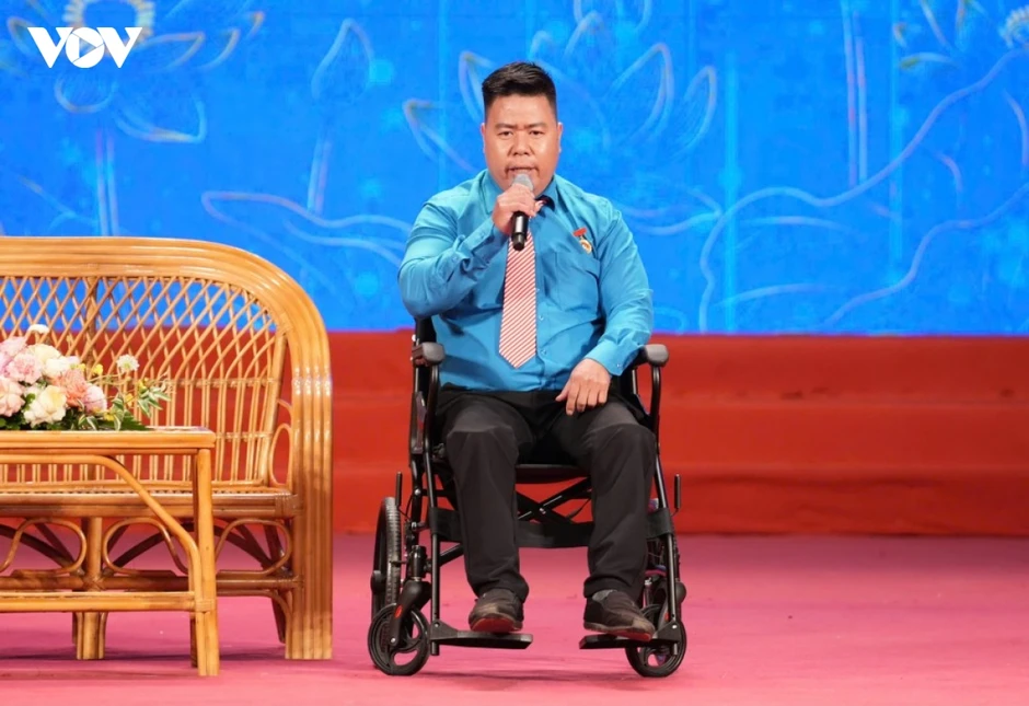 "Học Bác không phải bằng khẩu hiệu mà bằng hành động cụ thể, hiệu quả thực chất"