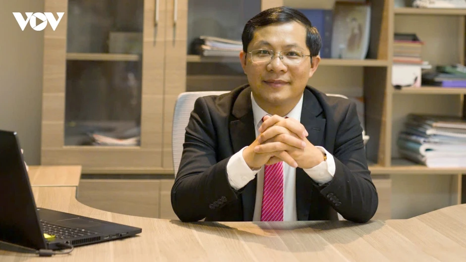 "Hút" người tài về cơ sở, đâu là giải pháp trúng đích? "Hút" người tài về cơ sở, đâu là giải pháp trúng đích?