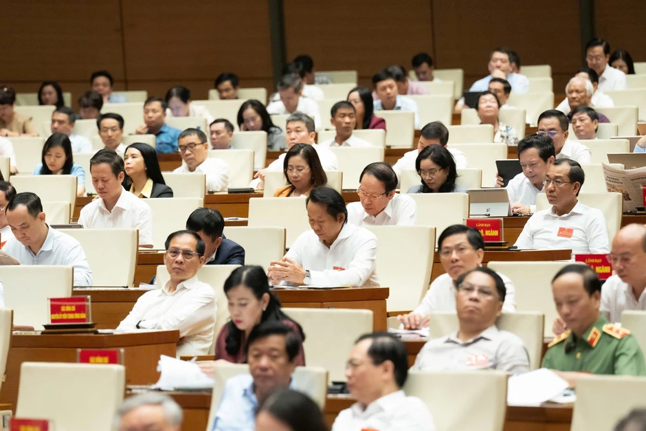 "Kiên quyết xử lý sai phạm nhưng phải bảo vệ người dám đổi mới" "Kiên quyết xử lý sai phạm nhưng phải bảo vệ người dám đổi mới"