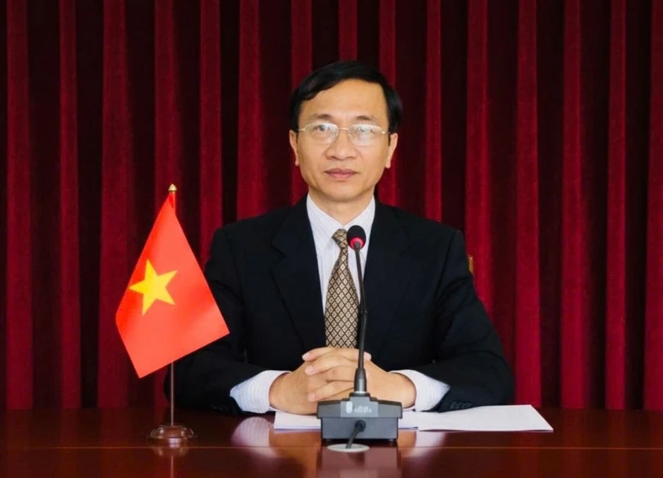 "Luật tốt trên văn bản nhưng phải tốt trong cuộc sống" "Luật tốt trên văn bản nhưng phải tốt trong cuộc sống"
