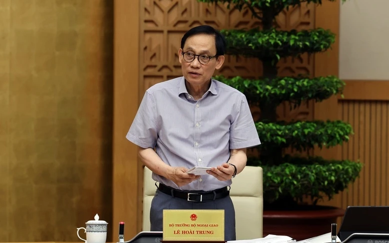 "Mục tiêu cao nhất là tổ chức thành công một năm APEC mang đậm dấu ấn Việt Nam" "Mục tiêu cao nhất là tổ chức thành công một năm APEC mang đậm dấu ấn Việt Nam"