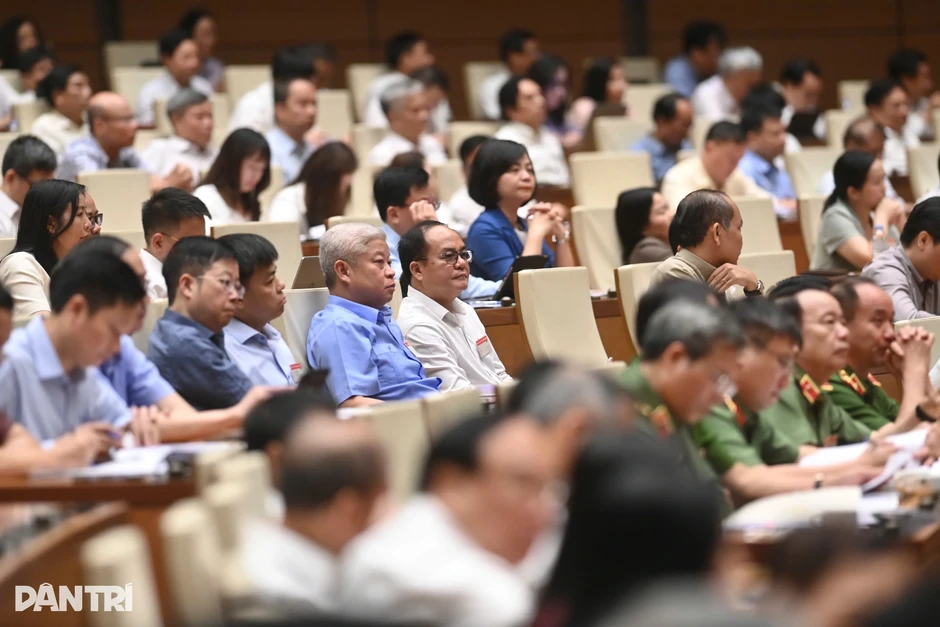 "Nghiên cứu mô hình đơn vị hành chính đô thị đặc biệt ở cấp xã" "Nghiên cứu mô hình đơn vị hành chính đô thị đặc biệt ở cấp xã"
