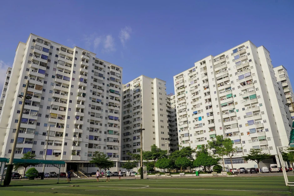 "Người dân có thể phải làm việc cả đời mới đủ tiền mua bất động sản" "Người dân có thể phải làm việc cả đời mới đủ tiền mua bất động sản"