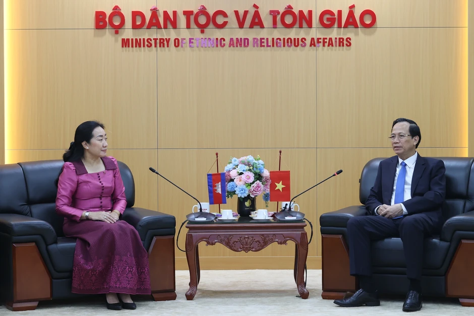 "Việt Nam luôn tôn trọng và bảo đảm các hoạt động tín ngưỡng, tôn giáo" "Việt Nam luôn tôn trọng và bảo đảm các hoạt động tín ngưỡng, tôn giáo"