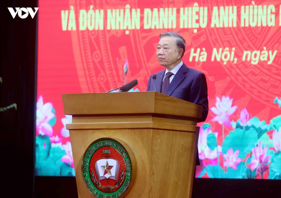"Xây dựng và hoàn thiện học thuyết bảo vệ an ninh quốc gia của Việt Nam" "Xây dựng và hoàn thiện học thuyết bảo vệ an ninh quốc gia của Việt Nam"