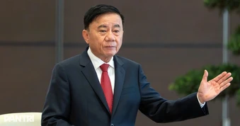 "Xử nghiêm cán bộ chia sẻ tin sai, phát ngôn thiếu chuẩn mực trên mạng"