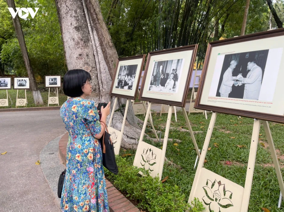 “Từ Đường Cách mệnh năm 1927 đến kỷ nguyên phát triển mới của dân tộc” “Từ Đường Cách mệnh năm 1927 đến kỷ nguyên phát triển mới của dân tộc”