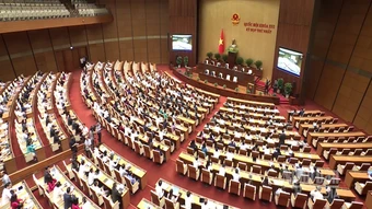 [Video] Cân đối tăng lương – bảo đảm đời sống và khả năng ngân sách