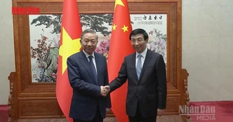 [Video] Tổng Bí thư, Chủ tịch nước Tô Lâm hội kiến Chủ tịch Chính hiệp toàn quốc Trung Quốc