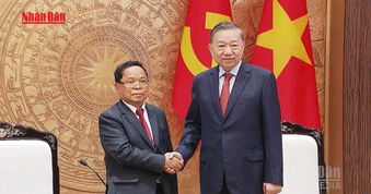 [Video] Tổng Bí thư, Chủ tịch nước Tô Lâm tiếp Phó Thủ tướng, Bộ trưởng Bộ Tư pháp Lào