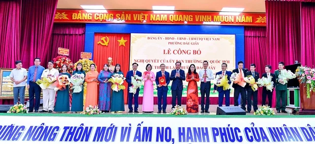 10 phường mới của Thành phố Đồng Nai chính thức vận hành 10 phường mới của Thành phố Đồng Nai chính thức vận hành