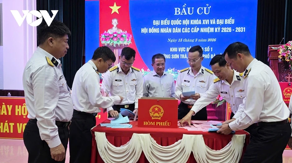 100% cán bộ, chiến sĩ Vùng 3 Hải quân tham gia Ngày hội toàn dân