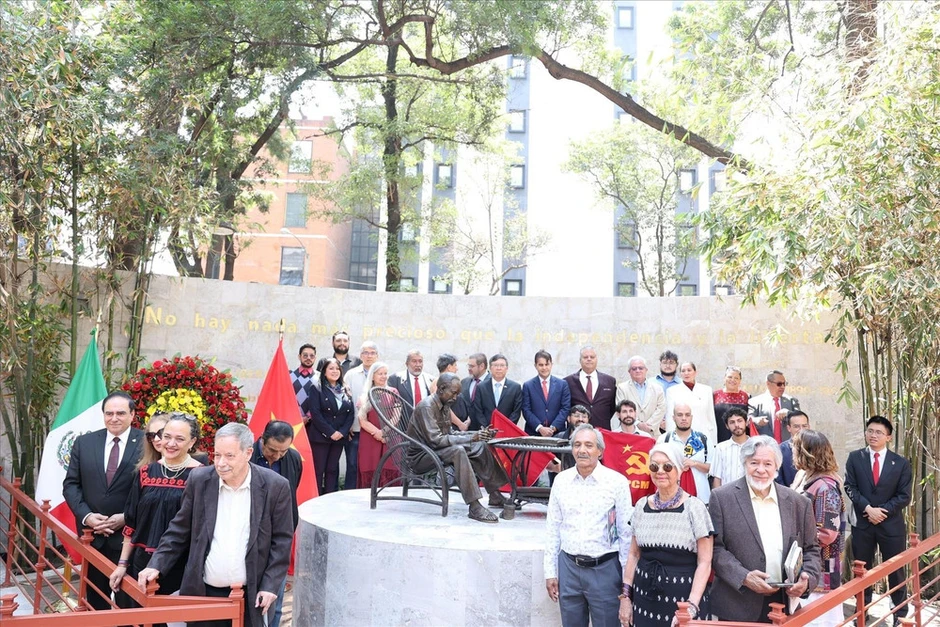 136 năm Ngày sinh Chủ tịch Hồ Chí Minh: Biểu tượng vượt thời gian giữa lòng Mexico 136 năm Ngày sinh Chủ tịch Hồ Chí Minh: Biểu tượng vượt thời gian giữa lòng Mexico