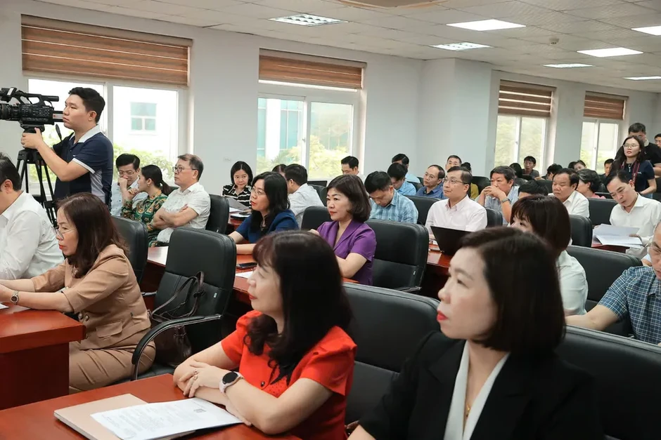 1.692 tác phẩm đủ điều kiện tham gia vòng sơ khảo Giải Báo chí quốc gia lần thứ XX 1.692 tác phẩm đủ điều kiện tham gia vòng sơ khảo Giải Báo chí quốc gia lần thứ XX