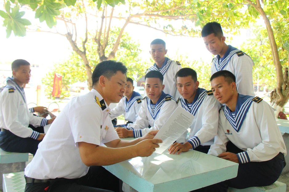 20 khu vực ở Trường Sa bầu cử sớm 20 khu vực ở Trường Sa bầu cử sớm