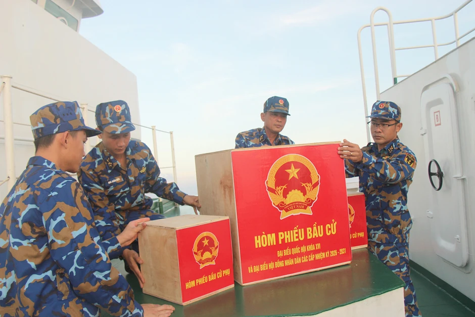 20 khu vực ở Trường Sa bầu cử sớm 20 khu vực ở Trường Sa bầu cử sớm
