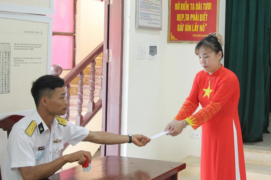 20 khu vực ở Trường Sa bầu cử sớm 20 khu vực ở Trường Sa bầu cử sớm