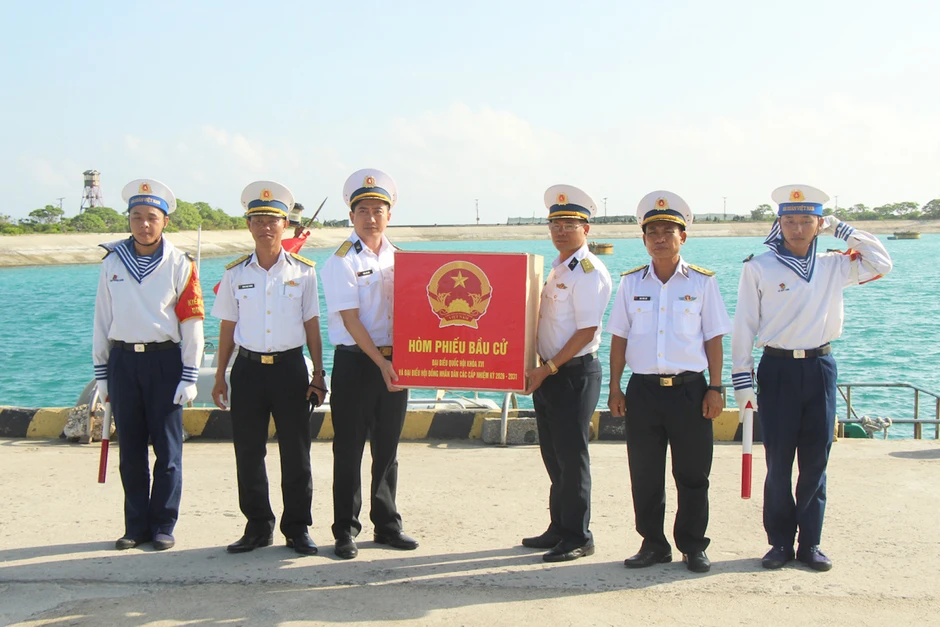 20 khu vực ở Trường Sa bầu cử sớm 20 khu vực ở Trường Sa bầu cử sớm