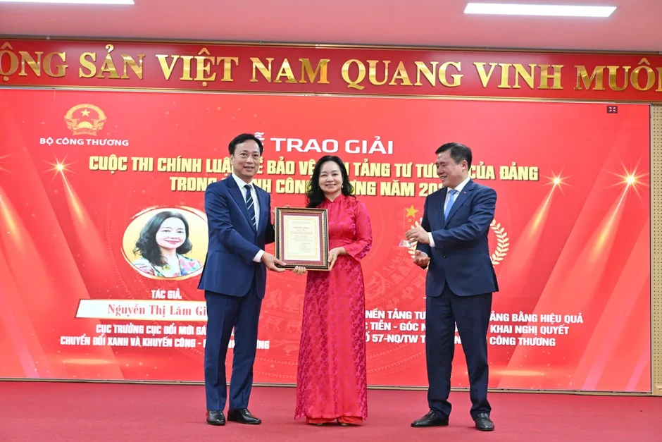 28 tác phẩm được trao giải Cuộc thi chính luận ngành Công Thương năm 2026
