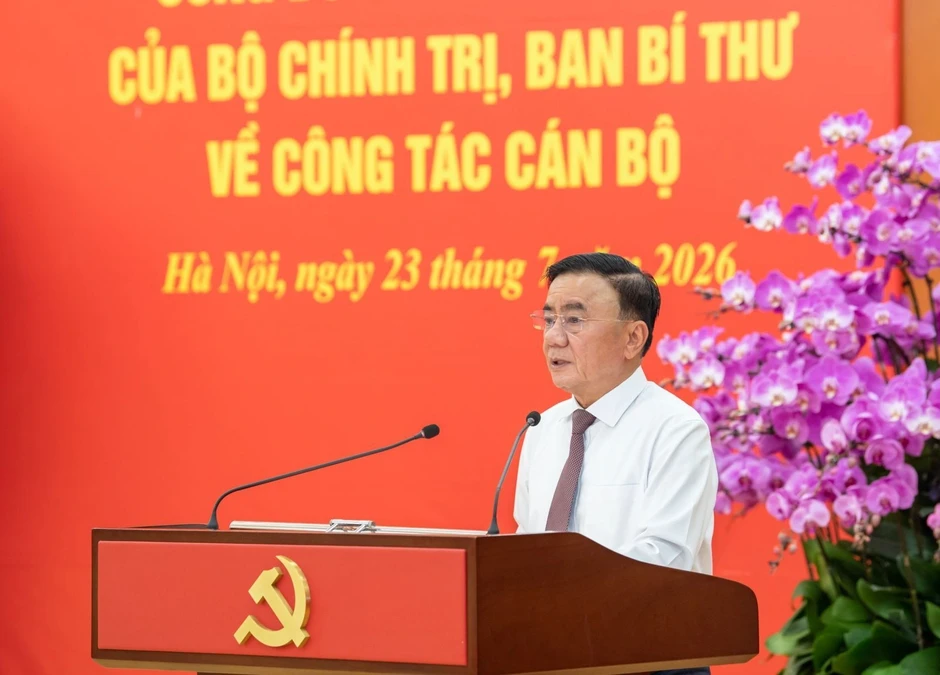 4 Ủy viên Trung ương được điều động, phân công vị trí công tác mới 4 Ủy viên Trung ương được điều động, phân công vị trí công tác mới