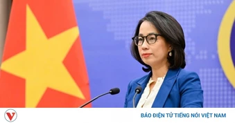 48 thuyền viên tàu Khôi Nguyên 18 đã về đất liền an toàn