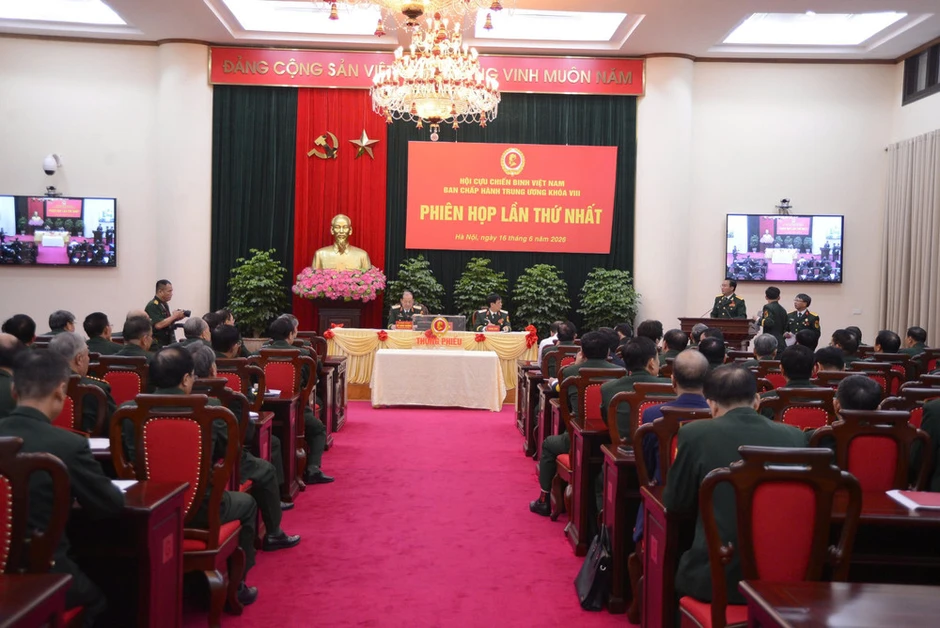 88 đồng chí được bầu vào Ban Chấp hành Trung ương Hội Cựu chiến binh Việt Nam khóa VIII 88 đồng chí được bầu vào Ban Chấp hành Trung ương Hội Cựu chiến binh Việt Nam khóa VIII
