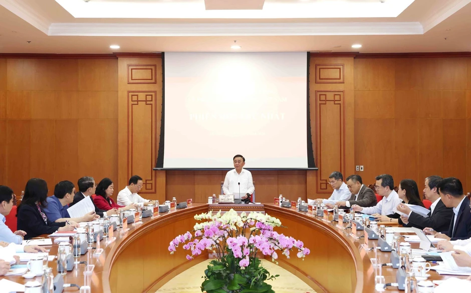 9 ủy viên Bộ Chính trị tham gia Ban Chỉ đạo Trung ương về phát triển văn hóa 9 ủy viên Bộ Chính trị tham gia Ban Chỉ đạo Trung ương về phát triển văn hóa