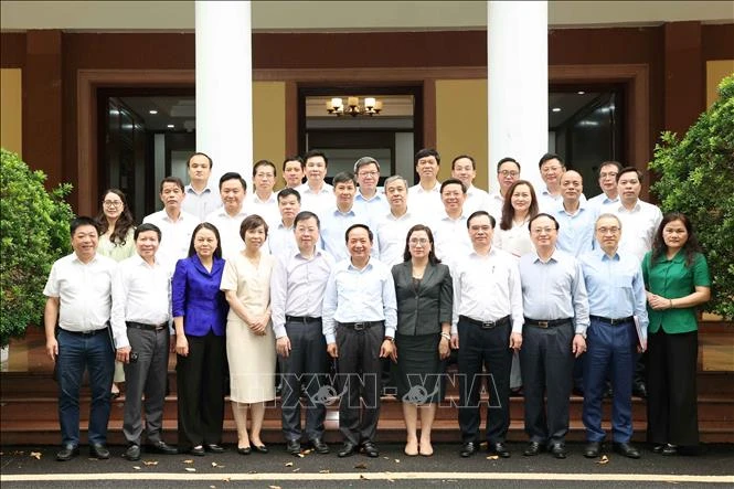 96 năm ngành Tuyên giáo của Đảng: Viết tiếp hành trình vẻ vang 96 năm ngành Tuyên giáo của Đảng: Viết tiếp hành trình vẻ vang
