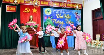 Ấm áp mùa Trung thu ở đặc khu Trường Sa
