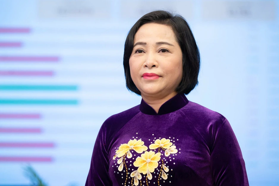 Ấn tượng với cử tri 109 tuổi và cử tri 18 tuổi đi bầu cử đúng ngày sinh nhật Ấn tượng với cử tri 109 tuổi và cử tri 18 tuổi đi bầu cử đúng ngày sinh nhật