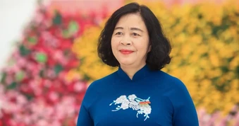 Bà Bùi Thị Minh Hoài làm Chủ tịch Ủy ban MTTQ Việt Nam khóa mới