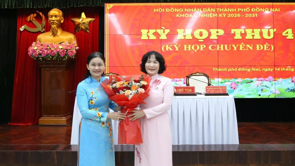 Bà Nguyễn Thị Cát Tiên được bầu làm Phó Chủ tịch thành phố Đồng Nai Bà Nguyễn Thị Cát Tiên được bầu làm Phó Chủ tịch thành phố Đồng Nai